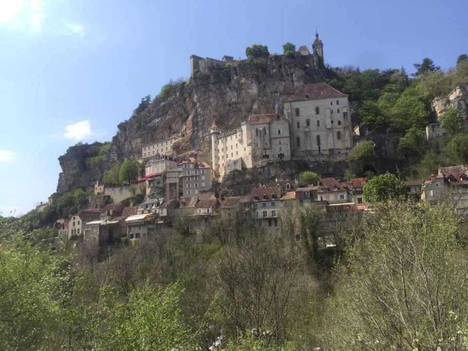 Gites Des Deux Vallees Chalet Avec Vue Imprenable Rocamadour Exterior photo